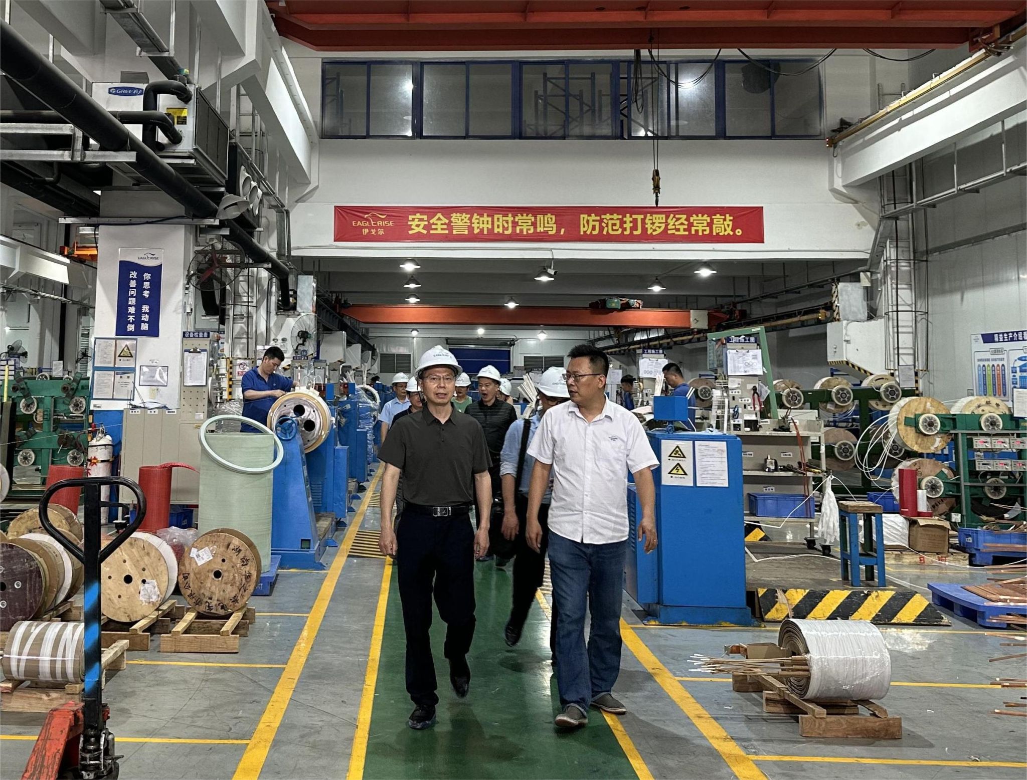 伊戈尔:目前公司已在佛山、江西吉安、安徽、马来西亚、泰国建成生产基地