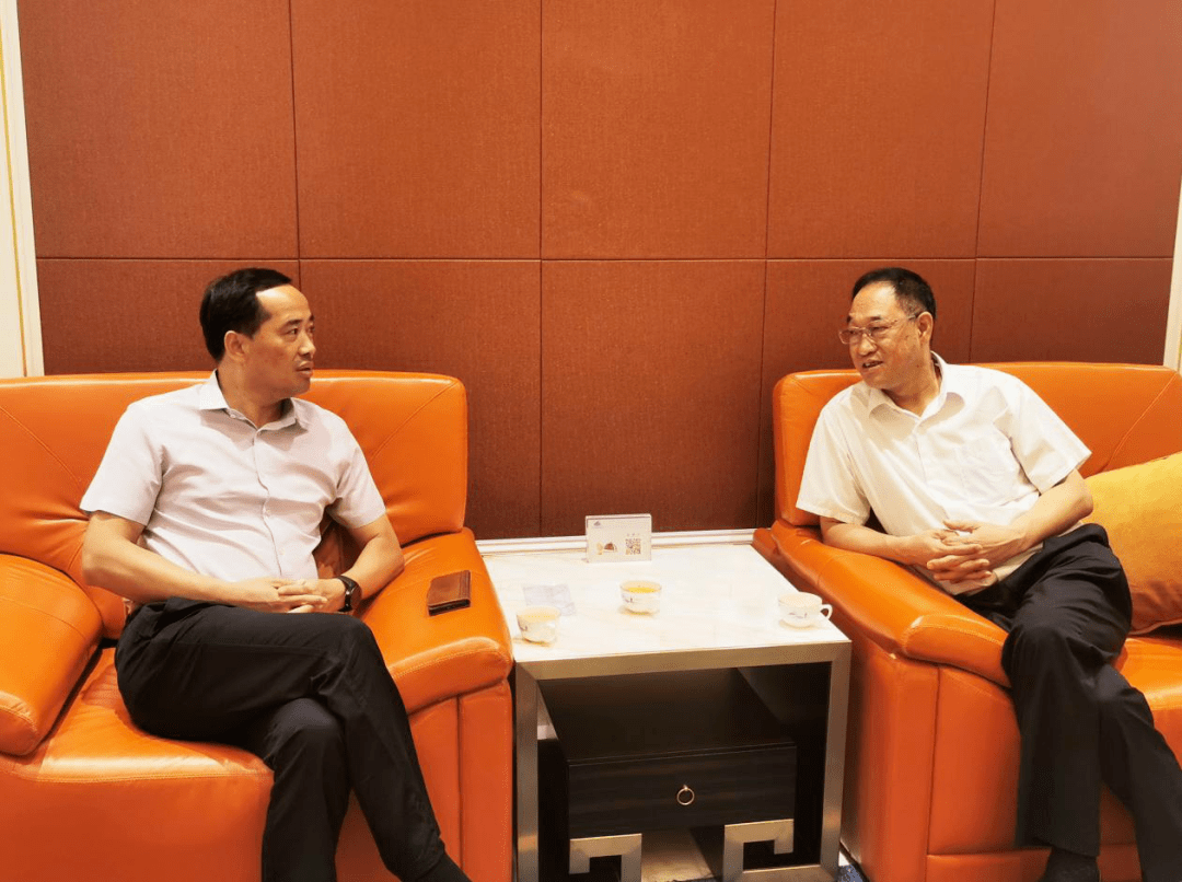 吕瑞浩公参会见中建八局海外分公司总经理王群清