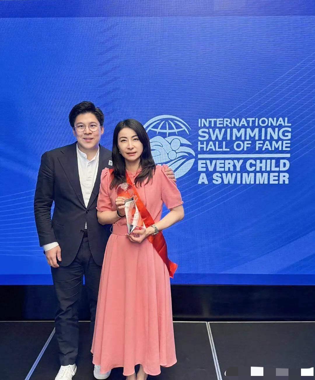 福建前首富许世辉交棒,80后女儿上位!其家族财富曾超宗庆后家族,妻女仍是福建女首富!旗下有达利园、可比克、和其正等品牌