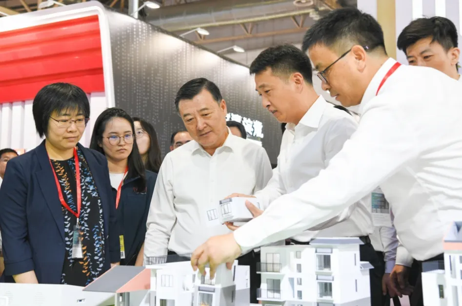 住建部：加快研发应用品质优良、节能环保、功能良好的新型建材