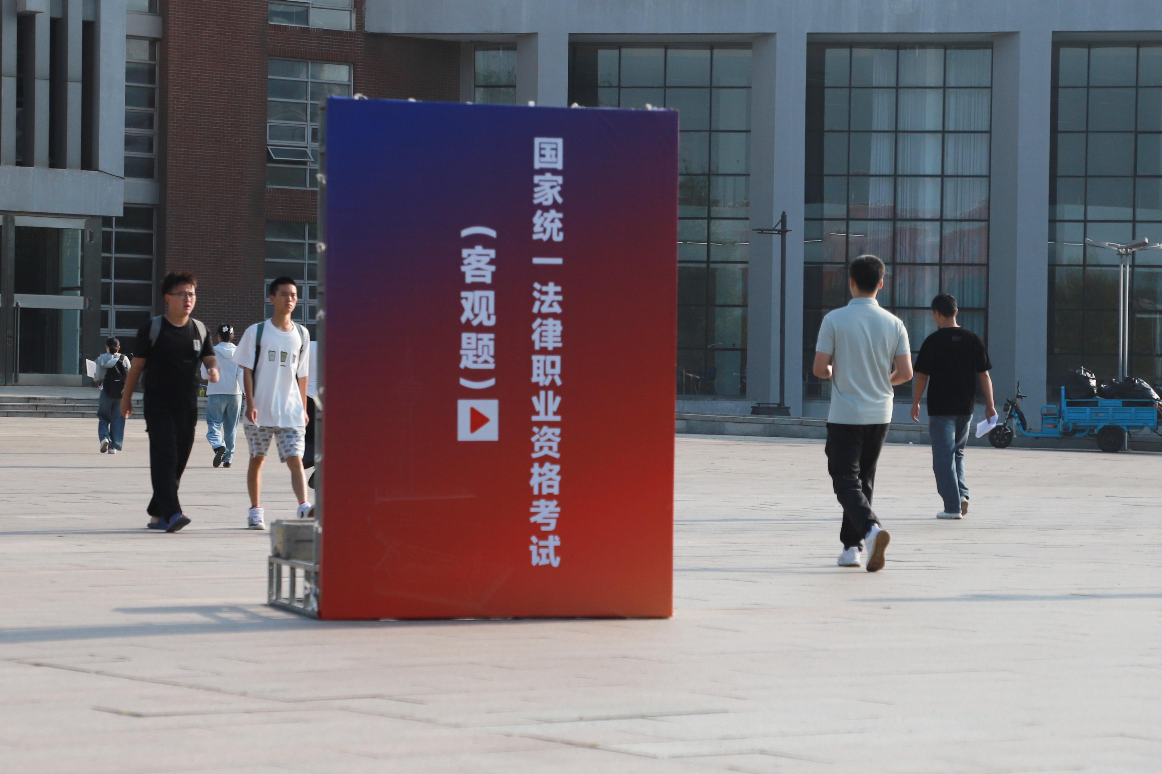 上交所严管各类违法违规行为 2025年作出纪律处分270余单