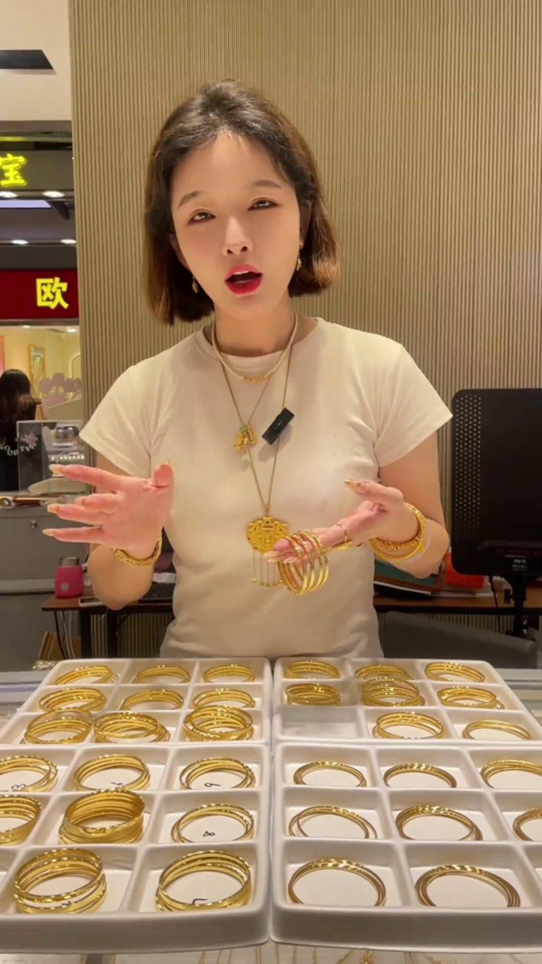 春节水贝市场“买买买”：黄金走俏，白银溢价高
