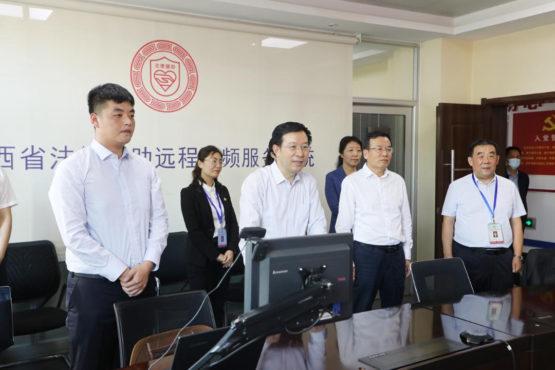 超5000次调研!公募扎堆调研线路图曝光,这三大行业受关注