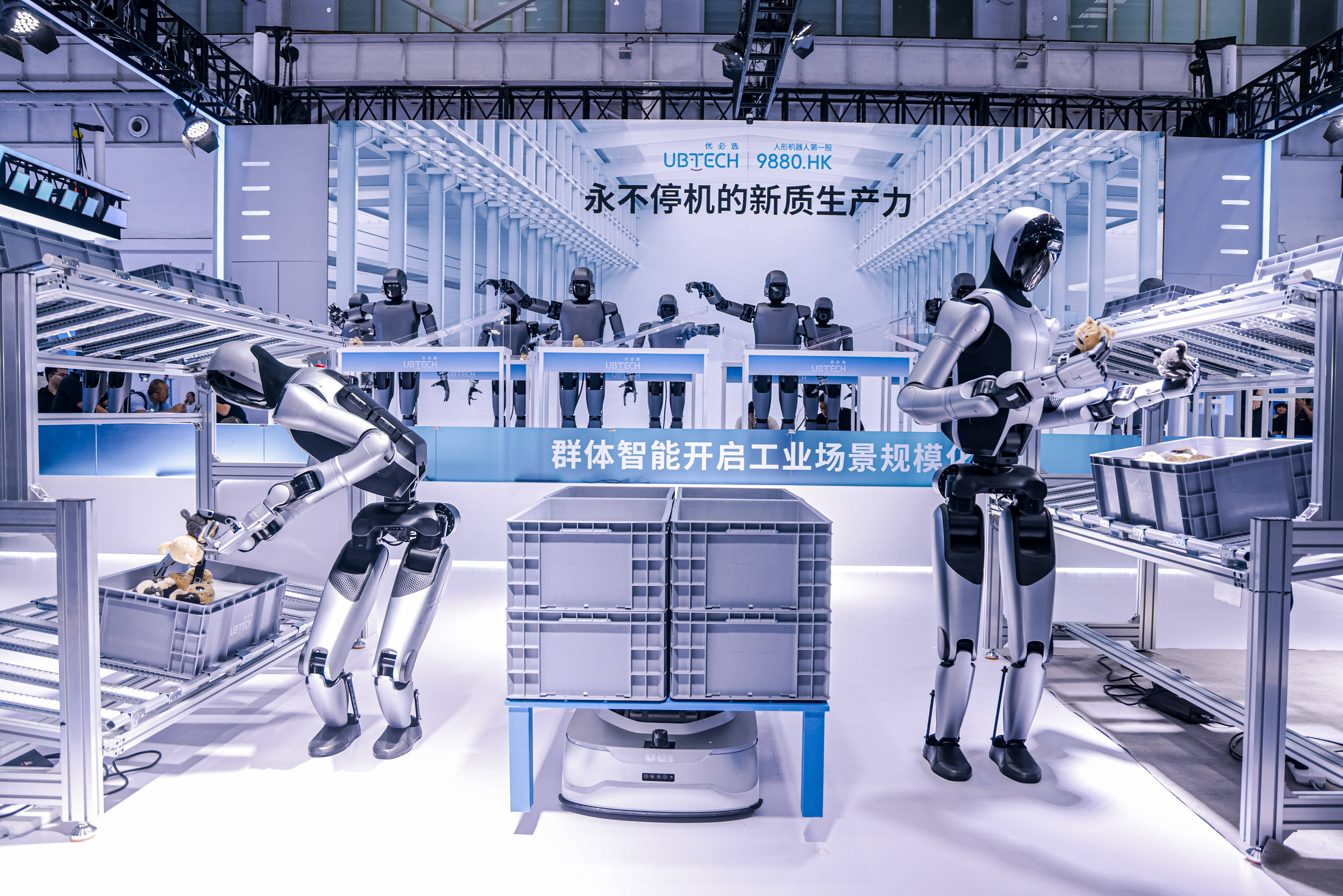 人形机器人呈爆发式增长 十万亿元级大产业可期