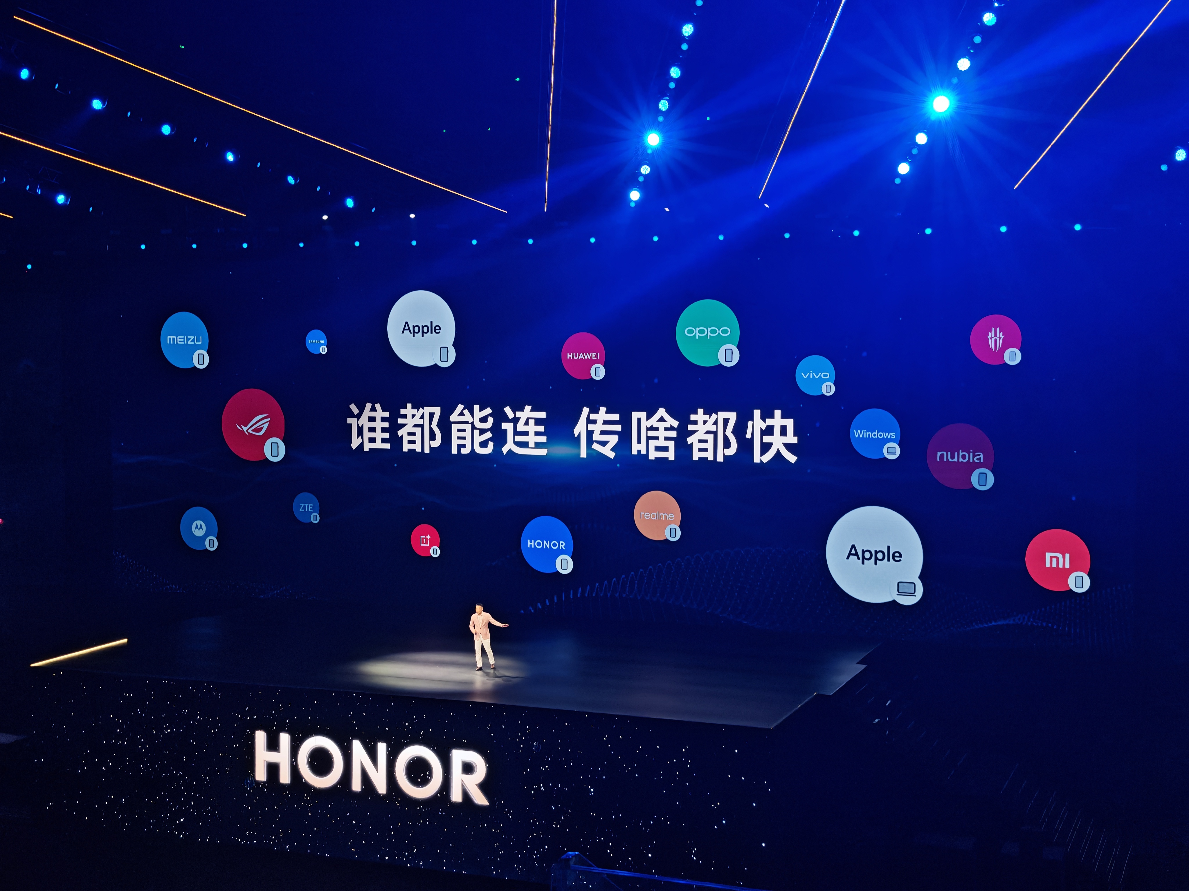 荣耀MWC2026发布多项创新成果 以人本主义构建AI发展新范式