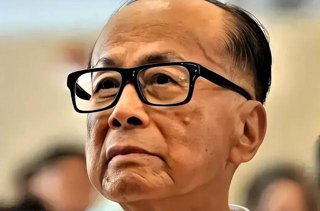 李嘉诚旗下长和最新业绩公布！出售英国电网公司预计套现千亿港元，李泽钜：钱到手里不会闲置