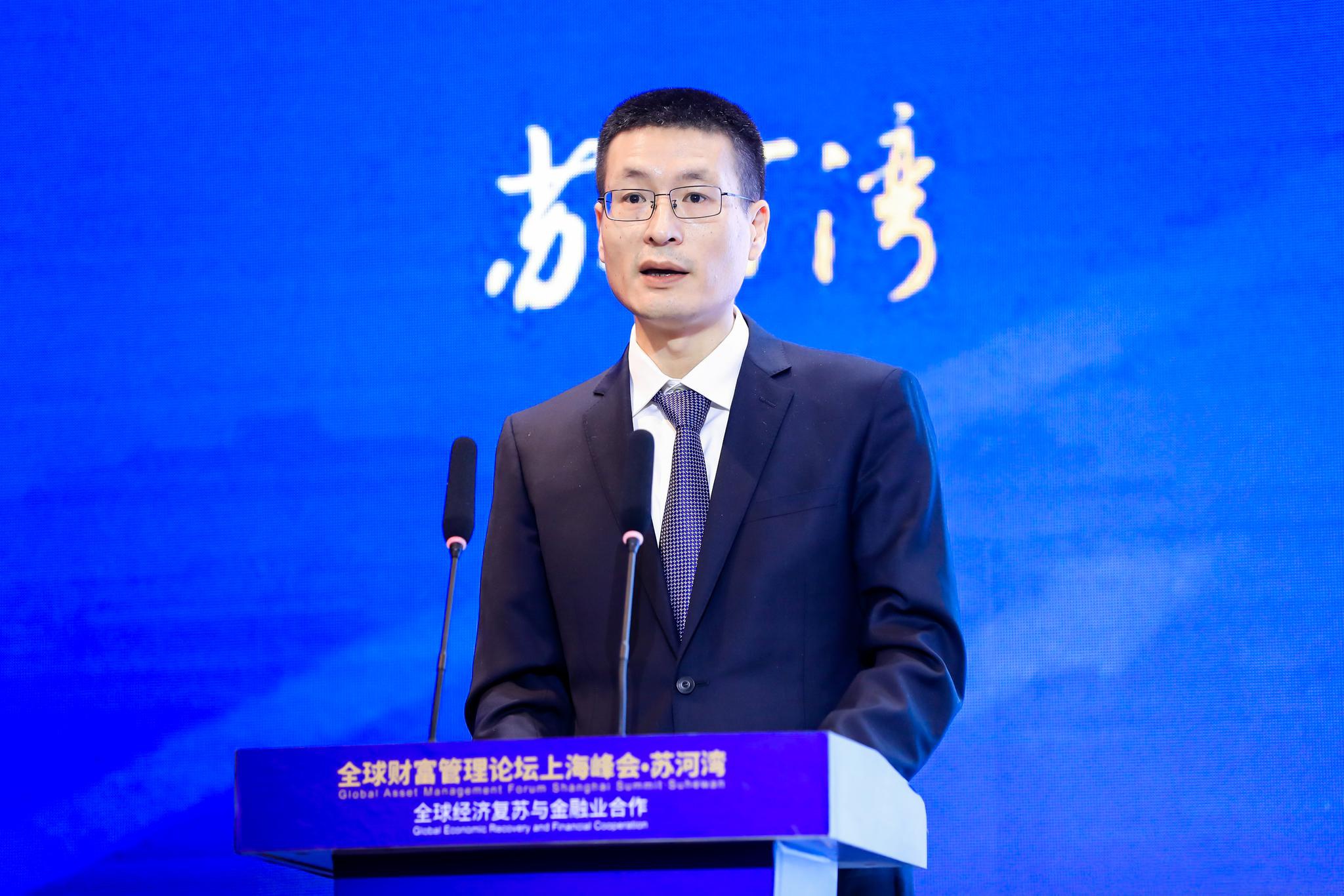 国家外汇管理局局长朱鹤新会见汇丰集团行政总裁艾桥智