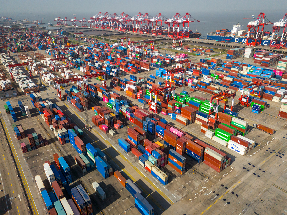 上海航运交易所：节前中国出口集装箱运输市场总体平稳 航线运价整体略有上浮